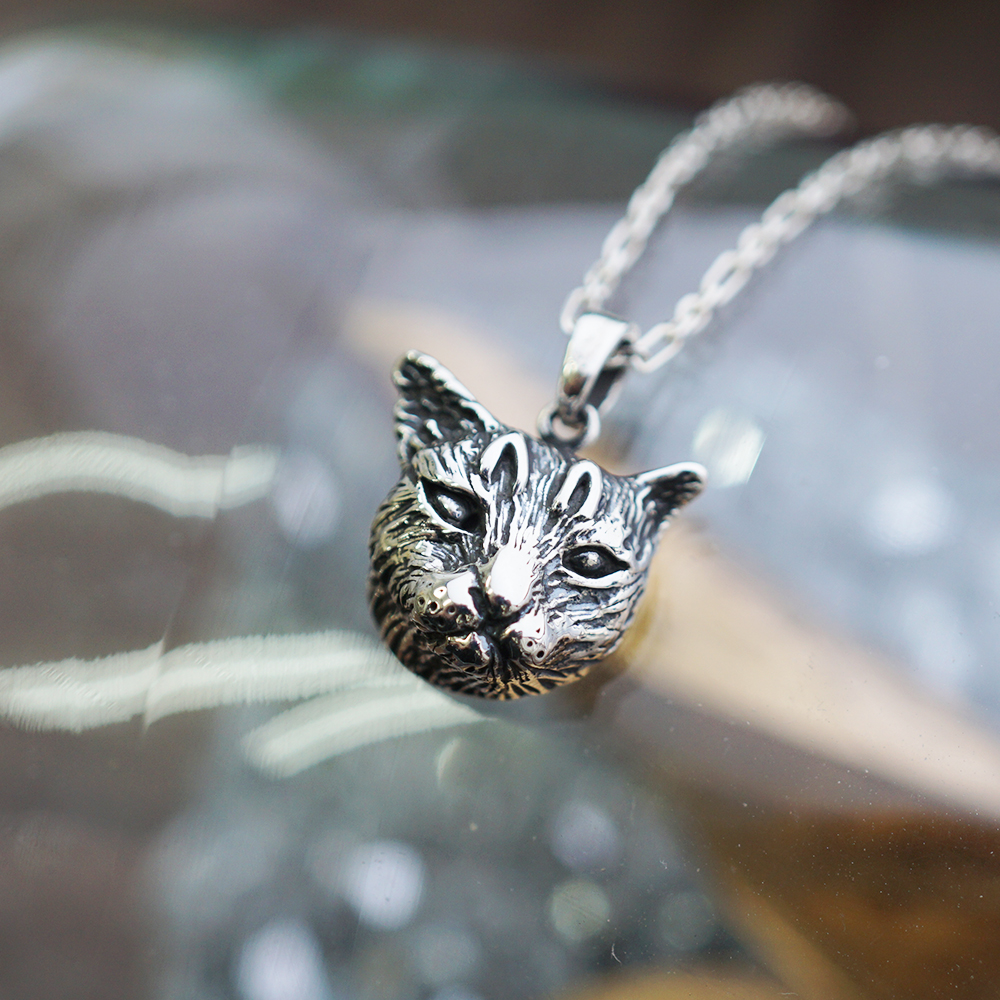 虎斑貓(小虎)正面立體造型後面平面-動物雕刻純銀項鍊