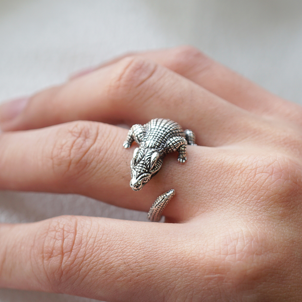 小銀鱷動物造型雕刻純銀戒指|戒指推薦