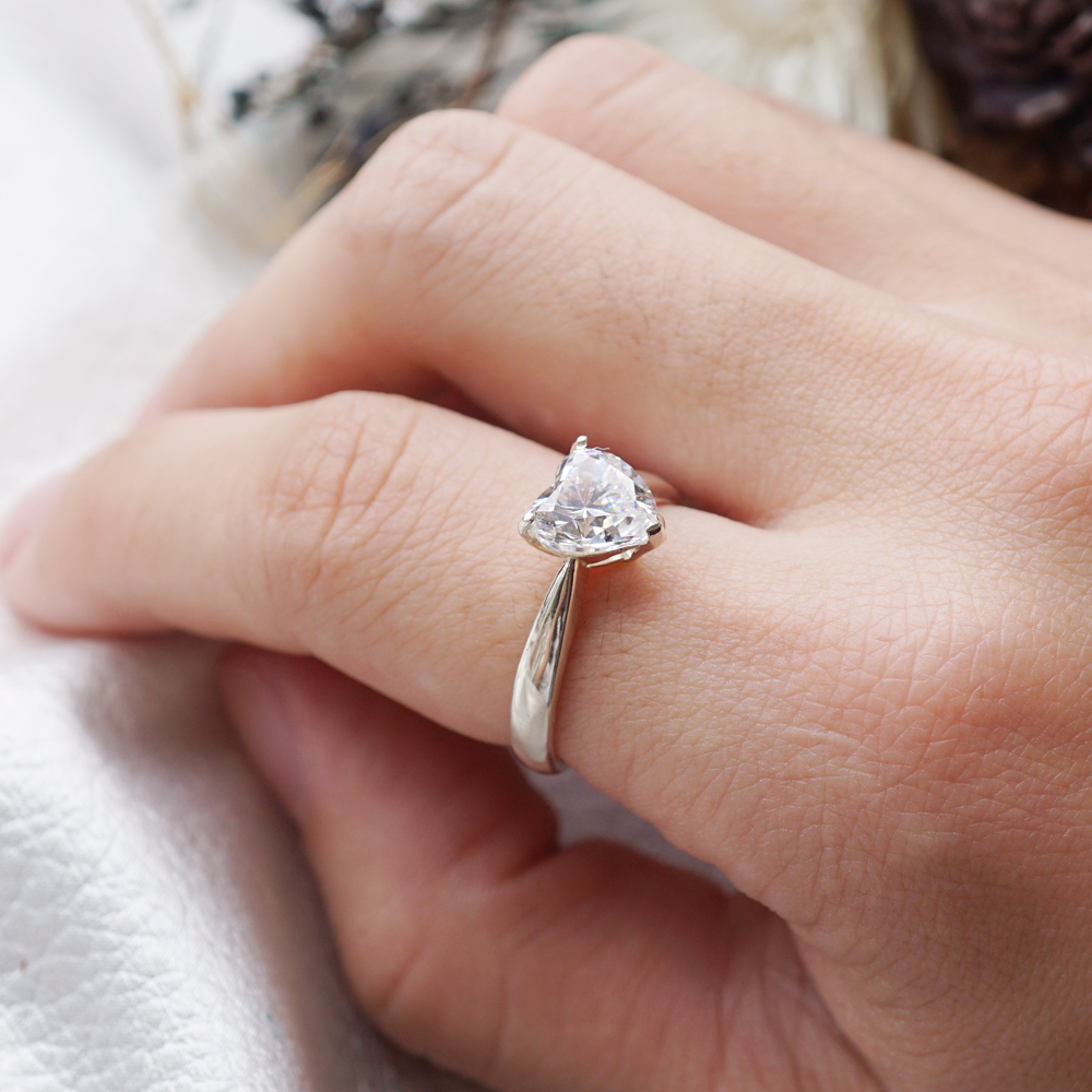 「璀璨的愛-白鑽」純銀戒指