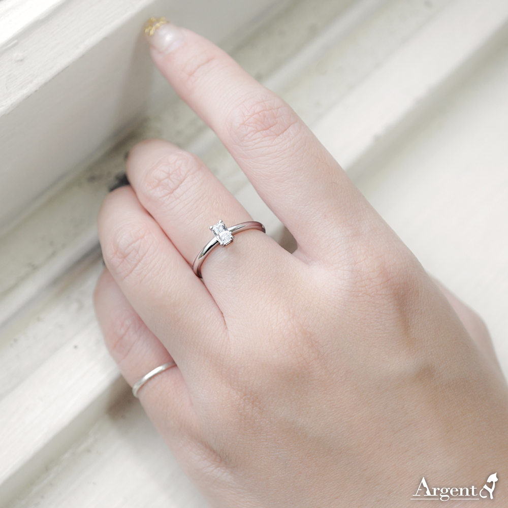 「T鑽(鋯石)」長方造型鑽鑲嵌純銀戒指|戒指推薦